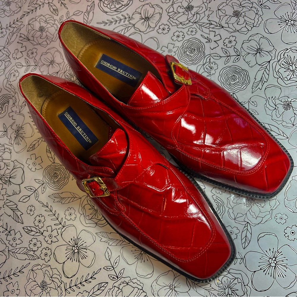 Men’s Giorgio Brutini Alligator Print Loafers sz 12 Red Buckle Gold Detail